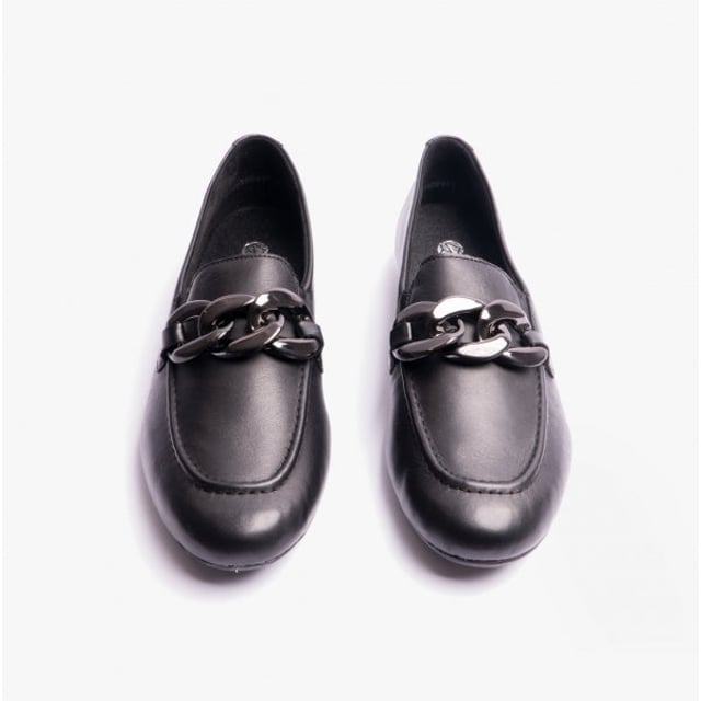 Remonte IRMGARD Ladies Slip-On Loafers Black

 Upper Material: Leather

Lining Material: Textile

Sole Material: TPE

Closure/Fastening: Slip-On

Features: Lightweight,Comfort,Breathable

Toe Shape: Round

Shoe Width: Regular

Item Weight: 1 KG

Heel Height: Flat (Under 2.5cm)

Shoe Shaft Height: Low Top

Shoe Style: Loafer

Gift Boxed: No
Product Code: D0K00-00