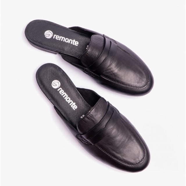 Remonte IRMGARD Ladies Slip-On Mules Black

 Upper Material: Leather

Lining Material: Textile

Sole Material: TPE

Closure/Fastening: Slip-On

Features: Lightweight,Comfort,Breathable

Toe Shape: Round

Shoe Width: Regular

Item Weight: 1 KG

Heel Height: Flat (Under 2.5cm)

Shoe Shaft Height: Low Top

Sandal Style: Sandals

Gift Boxed: No
Product Code: D0K50-00