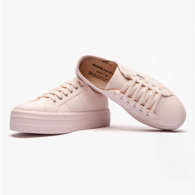 Victoria BARCELONA MONOCHROME Womens Platform Trainers Cotton

 Upper Material: Fabric

Lining Material: Cotton

Sole Material: Synthetic

Closure/Fastening: Lace-Up

Features: Comfort,Breathable

Toe Shape: Round

Shoe Width: Regular

Item Weight: 1 KG

Heel Height: Flat (Under 2.5cm)

Trainer Style: Plimsolls

Gift Boxed: No
Product Code: 109201/COT