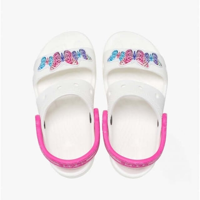 Crocs 207803-100 CLASSIC SANDAL Kids Sandals White

 Upper Material: Croslite

Lining Material: Unlined

Sole Material: Croslite

Closure/Fastening: Slip-On

Features: Lightweight,Water Resistant,Comfort,Breathable

Toe Shape: Round

Shoe Width: Regular

Item Weight: 0.5 KG

Heel Height: Flat (Under 2.5cm)

Sandal Style: Sandals

Gift Boxed: No
Product Code: 207803-100