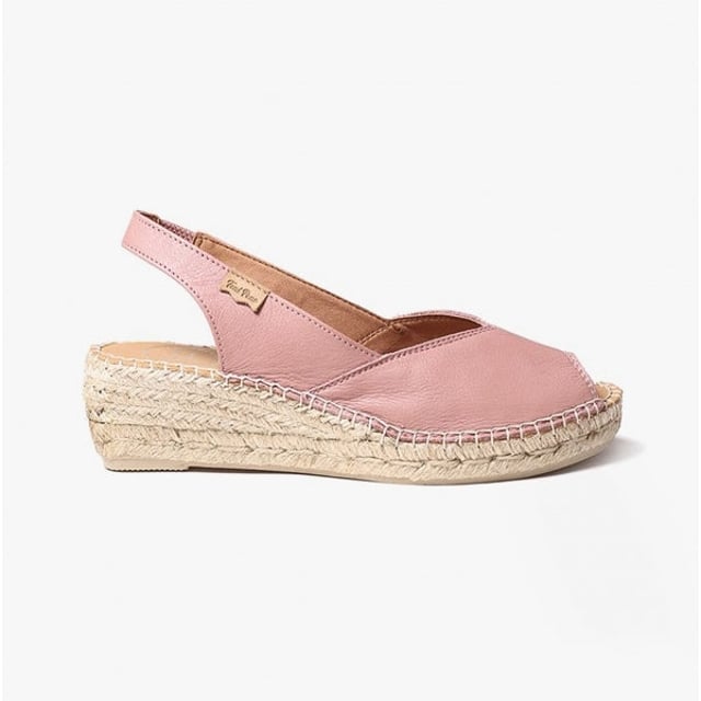 Toni Pons BERNIA Ladies Leather Slingback Espadrilles Pale

 Upper Material: Leather

Lining Material: Textile

Sole Material: Rubber

Closure/Fastening: Slip-On

Features: Lightweight,Comfort,Breathable

Heel Type: Wedge

Toe Shape: Round

Shoe Width: Regular

Item Weight: 0.5 KG

Heel Height: Low (2.5-4.9cm)

Sandal Style: Sandals

Gift Boxed: No
Product Code: BERNIA-P-PALE