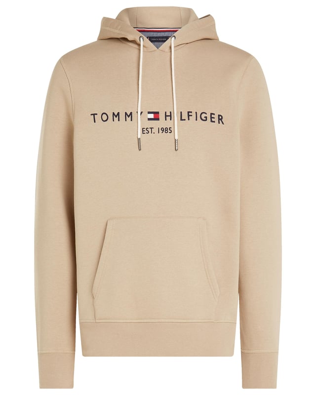 This pull-on hoody keeps things effortlessly casual, featuring embroidered branding and a roomy kangaroo pocket for a classic look.
 
Highlights
• Cotton blend
• Drawstring hooded neck
• Kangaroo pocket
• Rib-knit cuffs and hem
• Tommy Hilfiger logo embroidery on chest
• Tommy Hilfiger branding
• Tommy Hilfiger flag embroidery on sleeve
 
Shape & fit
• Regular fit
 
Composition & care
• 64% cotton, 36% polyester
 
MW0MW11599