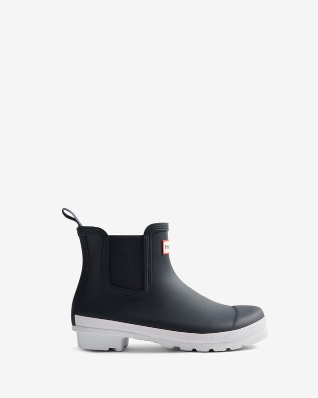 Womens Original Chelsea Boot
Ready for rain, each Hunter Chelsea Boot is handcrafted from natural rubber and vulcanised for superior protection. Retaining the iconic features of the traditional Chelsea, it features an elasticated-gussets and has a nylon pull tab make for easy wear. The Hunter Original tread pattern and comfortable 100% recycled polyester lining completes the design on this 100% waterproof boot.

Handcrafted Rubber Boot
Elastic Gusset And Pull Tab For Ease Of Foot Entry
Pull On Style
U - 5% Elastic + 95% Rubber L - 100% Recycled Polyester O - 100% Rubber
Use Boot Shine and Rubber Boot Buffer

WFS2078RMA