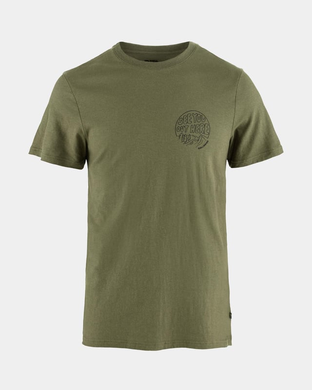 Men’s Hemp Blend T-shirt M
Lightweight, comfortable short-sleeved t-shirt for men in a jersey knit made from hemp and organic cotton. Hemp Blend T-shirt M is made of a fabric with a slightly textured surface and drapes well and the shoulder seams have been moved back to reduce the risk of chafing when wearing a backpack. Round neckline and little embroidered logo on the chest. 

Fabric made from 70% organic cotton, 30% hemp.  
Shoulder seams have been moved back to reduce the risk of chafing.
Embroidered logo on chest.  
Round neckline.  
Regular fit. Back length 72 cm.         
Breathable, Lightweight

Additional care instructions

40°C normal process
do not dry clean
do not tumble dry
do not bleach
iron 1 dot - Max 110°C
wash with similar colors

Composition material

30% hemp, 70% cotton (organic)

Regular Fit
F12600215