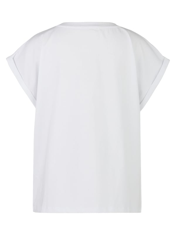 Trendiges T-Shirt mit großem V-Print im Retro-Look. Der hochwertige Baumwoll-Elasthan-Mix sorgt für angenehmen Tragekomfort und eine ideale Passform.