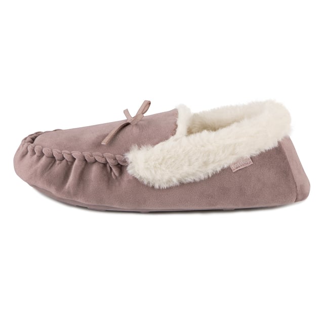 Totes Toasties Totes Toasties VELOUR MOCCASIN Slippers Womens Mink

 Upper Material: Polyester

Lining Material: Polyester

Sole Material: TPR

Closure/Fastening: Pull-On

Features: Comfort,Memory Foam,Warm Lining

Toe Shape: Round

Shoe Width: Regular

Item Weight: 0.42 KG

Heel Height: Flat (Under 2.5cm)

Slipper Style: Moccasin

Gift Boxed: No
Product Code: 3430JMNK