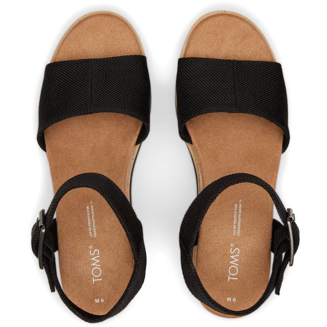 The women's Diana Sandal is the mid-height black platform wedge that gives you just the right amount of height with all functional features for the comfort-obsessed like an ultra-lightweight midsole with a stylish rope wrap detail