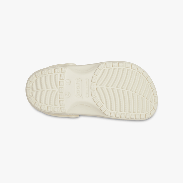 Crocs 206991-2Y2 KIDS CLASSIC Kinder Clogs Bone

Obermaterial: Croslite

Futtermaterial: Croslite

Sohlenmaterial: Croslite

Verschluss: Zum Hineinschlüpfen

Merkmale: Komfort, Leichtgewicht

Zehenform: Rund

Schuhbreite: Normal

Artikelgewicht: 0,8 KG

Absatzhöhe: Niedrig (2,5-4,9 cm)

Sandalendesign: Clog

Geschenkverpackt: Nein
Produktcode: 206991-2Y2