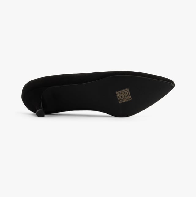 Comfort Plus TEXAS Womens Shoes Black - Faux Suede

 Upper Material: Synthetic

Lining Material: Textile

Sole Material: Synthetic

Closure/Fastening: Slip-On

Features: Comfort,Breathable

Heel Type: Kitten

Toe Shape: Point

Shoe Width: Regular

Item Weight: 0.32 KG

Heel Height: Medium (5-7.4cm)

Shoe Style: Court

Gift Boxed: No
Product Code: B1935MCF