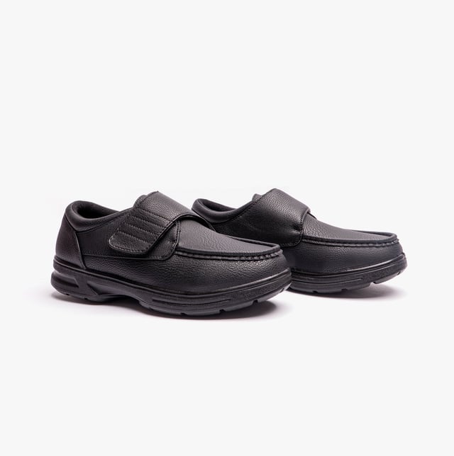 Dr Keller TONY Mens Touch Fasten Shoes Black

 Upper Material: Synthetic

Lining Material: Textile

Sole Material: Synthetic

Closure/Fastening: Touch Fasten

Features: Comfort,Breathable,Lightweight

Toe Shape: Round

Shoe Width: Wide

Item Weight: 0.65 KG

Heel Height: Flat (Under 2.5cm)

Shoe Shaft Height: Low Top

Shoe Style: Casual

Gift Boxed: No
Product Code: A8668