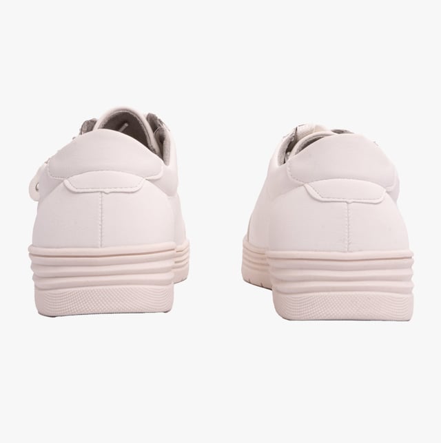 Dr Keller JANICE Womens Trainers White

 Upper Material: Polyurethane

Lining Material: Textile

Sole Material: Rubber

Closure/Fastening: Lace-Up,Zip

Features: Comfort

Toe Shape: Round

Shoe Width: Regular

Item Weight: 1 KG

Heel Height: Flat (Under 2.5cm)

Shoe Shaft Height: Low Top

Trainer Style: Casual

Gift Boxed: No
Product Code: B0151-WHT