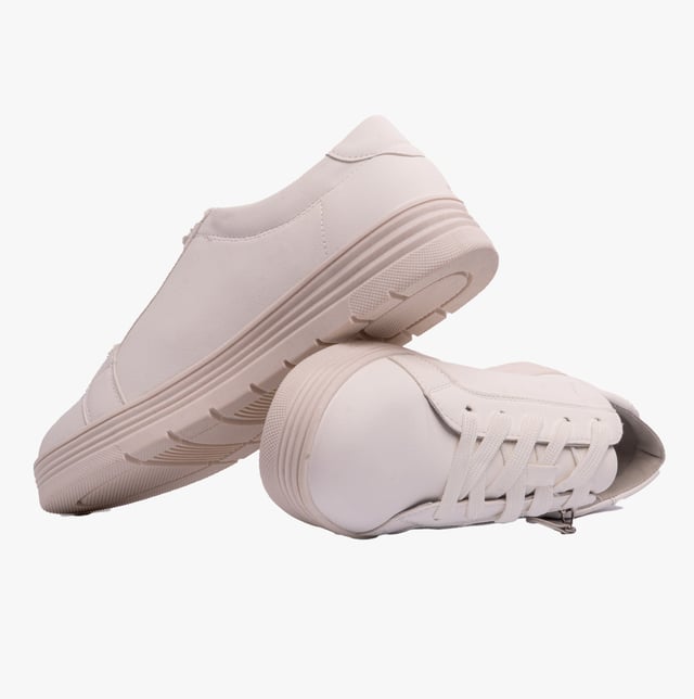 Dr Keller JANICE Womens Trainers White

 Upper Material: Polyurethane

Lining Material: Textile

Sole Material: Rubber

Closure/Fastening: Lace-Up,Zip

Features: Comfort

Toe Shape: Round

Shoe Width: Regular

Item Weight: 1 KG

Heel Height: Flat (Under 2.5cm)

Shoe Shaft Height: Low Top

Trainer Style: Casual

Gift Boxed: No
Product Code: B0151-WHT