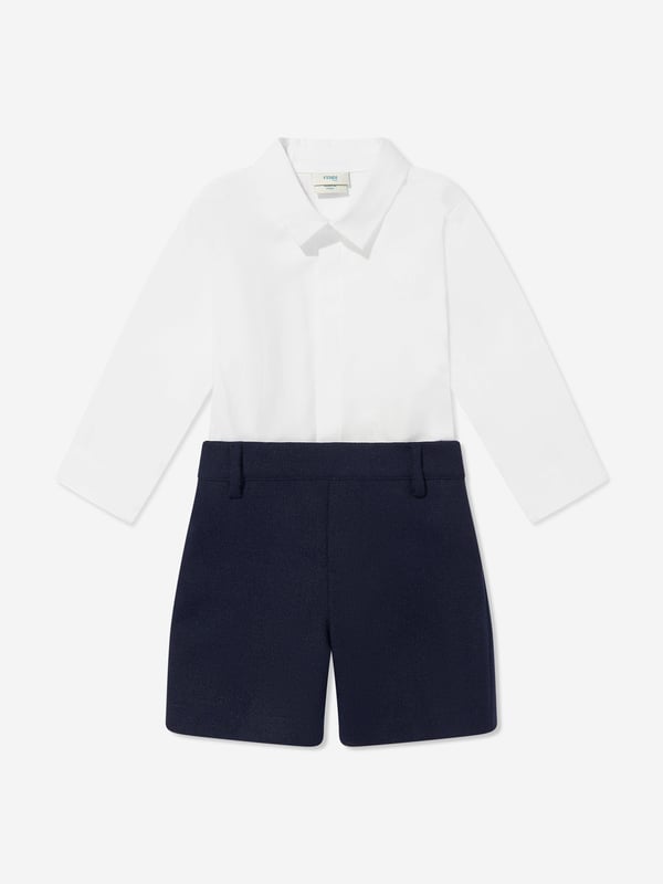 Discover the Fendi Kids' Baby Boys Short Poplin Romper in Navy, a luxurious addition to the young gentleman‚ wardrobe for AW2024. Made in Italy, this romper showcases meticulous craftsmanship and rich, vibrant blue poplin, ideal for stylish comfort. Here‚ why it‚ a season must-have:‚Exquisite Italian Craftsmanship: Tailored in Italy, ensuring top-notch quality and lasting elegance.‚Comfort Fit: Soft, breathable fabric for all-day comfort.‚Versatile Navy Hue: Perfect for any occasion, seamlessly blending with existing pieces.‚Fendi Charm: Embellished with subtle designer details that echo the iconic Fendi sophistication.Elevate his collection with this timeless romper today!