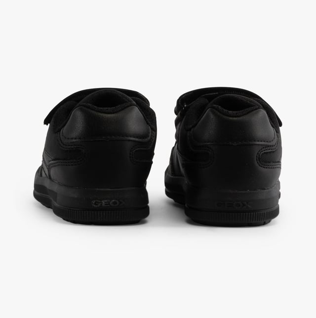 GEOX J ARZACH Boys School Shoes Black

 Upper Material: Leather/Textile

Lining Material: Leather/Textile

Sole Material: Rubber

Closure/Fastening: Touch Fasten

Features: Comfort,Waterproof,Breathable

Toe Shape: Round

Shoe Width: Regular

Item Weight: 0.5 KG

Heel Height: Flat (Under 2.5cm)

Shoe Shaft Height: Low Top

Shoe Style: School

Gift Boxed: No
Product Code: J464AC-05443-C9999