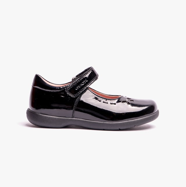 GEOX NAIMARA G A Girls Leather Touch Fasten School Shoes Patent Black

 Upper Material: Patent Leather

Lining Material: Leather

Sole Material: Rubber

Closure/Fastening: Touch Fasten

Features: Adjustable

Toe Shape: Round

Shoe Width: Regular

Item Weight: 0.36 KG

Heel Height: Flat (Under 2.5cm)

Shoe Shaft Height: Low Top

Shoe Style: School

Gift Boxed: No
Product Code: J16FHA-00066-C9999