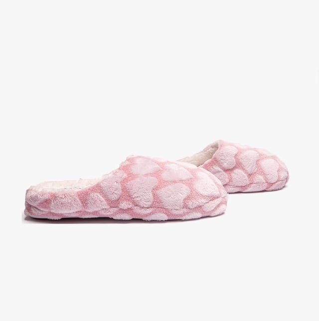 Jo &amp; Joe Jo &amp; Joe LOVEHEART Womens Slippers Pink

 Upper Material: Textile/Fabric

Lining Material: Textile

Sole Material: Textile

Closure/Fastening: Slip-On

Features: Warm Lining

Shoe Width: Regular

Item Weight: 1 KG

Heel Height: Flat (Under 2.5cm)

Slipper Style: Mule
Product Code: LOVEHEART/PINK