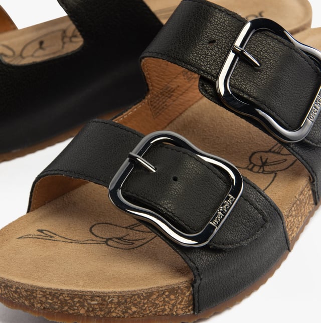 Josef Seibel TONGA 64 Ladies Buckle Sandals Black

 Upper Material: Leather

Lining Material: Leather

Sole Material: Rubber

Closure/Fastening: Touch Fasten

Features: Comfort,Buckle,Breathable,Adjustable

Toe Shape: Round

Shoe Width: Regular

Item Weight: 0.5 KG

Heel Height: Flat (Under 2.5cm)

Sandal Style: Sandals

Gift Boxed: No
Product Code: 78564-128100