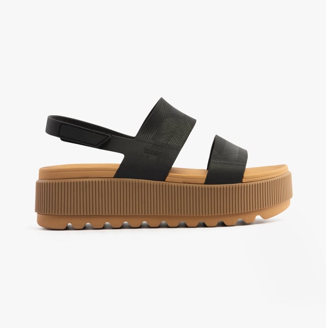 Reef WATER VISTA HIGHER Womens Sandals Black/Tan

 Upper Material: Synthetic

Lining Material: EVA

Sole Material: EVA

Closure/Fastening: Touch Fasten

Features: Comfort,Breathable

Heel Type: Platform

Shoe Width: Narrow

Item Weight: 1 KG

Heel Height: Flat (Under 2.5cm)

Sandal Style: Sandals

Gift Boxed: No
Product Code: CJ4386