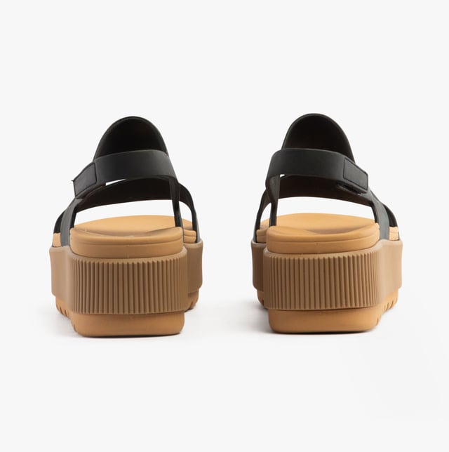 Reef WATER VISTA HIGHER Womens Sandals Black/Tan

 Upper Material: Synthetic

Lining Material: EVA

Sole Material: EVA

Closure/Fastening: Touch Fasten

Features: Comfort,Breathable

Heel Type: Platform

Shoe Width: Narrow

Item Weight: 1 KG

Heel Height: Flat (Under 2.5cm)

Sandal Style: Sandals

Gift Boxed: No
Product Code: CJ4386