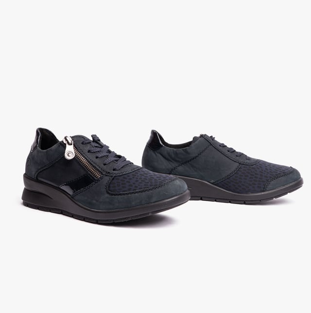 Rieker L4821-14 Womens Shoes Blue

 Upper Material: Suede

Sole Material: RIRICON-sole

Closure/Fastening: Lace-Up

Features: Lightweight

Toe Shape: Round

Shoe Width: Relaxed

Item Weight: 0.5 KG

Heel Height: Low (2.5-4.9cm)

Gift Boxed: No
Product Code: L4821-14