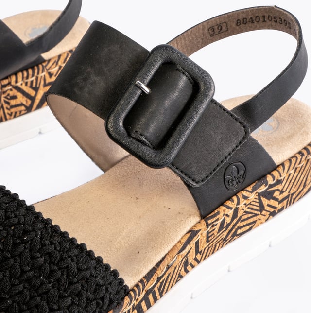 Rieker V3950-00 Womens Sandals Black

 Upper Material: Synthetic

Lining Material: Textile

Sole Material: Synthetic

Closure/Fastening: Buckle

Features: Comfort,Breathable

Heel Type: Platform

Shoe Width: Relaxed

Item Weight: 1 KG

Heel Height: Medium (5-7.4cm)

Sandal Style: Sandals

Gift Boxed: No
Product Code: V3950-00