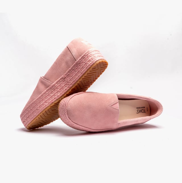 TOMS VALENCIA Womens Espadrille Pink Quartz

 Upper Material: Suede

Sole Material: Suede

Closure/Fastening: Slip-On

Features: Breathable,Comfort

Shoe Width: Narrow

Item Weight: 0.5 KG

Heel Height: Flat (Under 2.5cm)
Product Code: 10020200