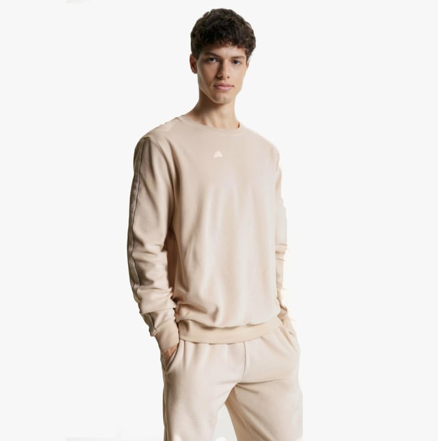 Tommy Hilfiger TH ESTABLISHED Mens Velour Lounge Sweatshirt Cashmere Creme Tommy Hilfiger Tommy Hilfiger TH ESTABLISHED Mens Velour Lounge Sweatshirt Cashmere Creme
Closure/Fastening: Pull-On
Features: Comfort,Lightweight
Item Weight: 1 KG
Clothing Fit: Regular
Single Or Multi Pack?: Single
Gift Boxed: No
Material Composition: 62% Cotton, 34% Polyester, 4% Elastane
Clothing Features: Stretch Cotton Blend Velour | Crew Neck | Rib-knit Cuffs and Hem | Contrast Tape on Arms
Product Code: UM0UM03010ABH