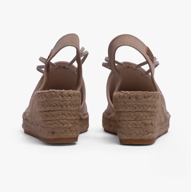 Toni Pons TREMP Womens Espadrille Sandals Stone

 Upper Material: Cotton/Fabric

Lining Material: Fabric

Sole Material: Rubber

Closure/Fastening: Slip-On

Features: Comfort,Breathable

Heel Type: Wedge

Toe Shape: Round

Shoe Width: Regular

Item Weight: 1 KG

Heel Height: Medium (5-7.4cm)

Sandal Style: Sandals

Gift Boxed: No
Product Code: TREMP-STONE