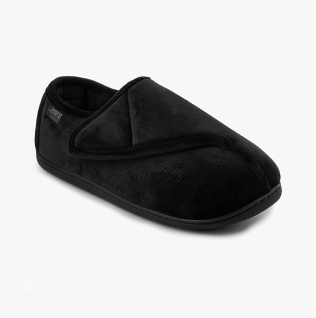 Totes Isotoner Totes Isotoner VELOUR CLOSED BACK Mens Slippers Black

 Upper Material: Polyester

Lining Material: Polyester

Sole Material: TPR/Textile

Closure/Fastening: Touch Fasten

Features: Memory Foam

Toe Shape: Round

Shoe Width: Regular

Item Weight: 0.2 KG

Heel Height: Flat (Under 2.5cm)

Slipper Style: Full Slipper
Product Code: 99384BLK