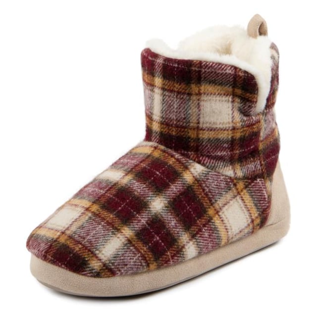 Totes Toasties Totes Toasties TARTAN Womens Bootie Slippers Multi

 Upper Material: Textile

Lining Material: Faux Fur

Sole Material: Synthetic

Closure/Fastening: Pull-On

Features: Comfort,Warm Lining

Toe Shape: Round

Shoe Width: Regular

Item Weight: 0.15 KG

Heel Height: Flat (Under 2.5cm)

Shoe Shaft Height: Ankle

Slipper Style: Slipper Boot

Gift Boxed: Yes
Product Code: 3214FMUL