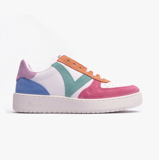 Victoria MADRID MULTICOLOUR Womens Trainers Rosa

 Upper Material: Leather/Synthetic

Lining Material: Textile

Sole Material: PVC

Closure/Fastening: Lace-Up

Features: Comfort

Toe Shape: Round

Shoe Width: Regular

Item Weight: 1 KG

Heel Height: Low (2.5-4.9cm)

Shoe Shaft Height: Low Top

Trainer Style: Casual

Gift Boxed: No
Product Code: 1258214/ROSA