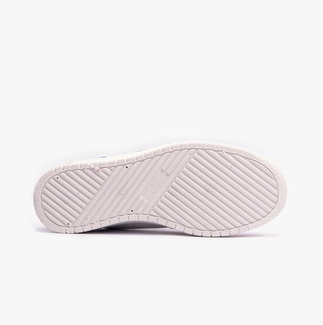 Victoria MADRID MULTICOLOUR Womens Trainers Rosa

 Upper Material: Leather/Synthetic

Lining Material: Textile

Sole Material: PVC

Closure/Fastening: Lace-Up

Features: Comfort

Toe Shape: Round

Shoe Width: Regular

Item Weight: 1 KG

Heel Height: Low (2.5-4.9cm)

Shoe Shaft Height: Low Top

Trainer Style: Casual

Gift Boxed: No
Product Code: 1258214/ROSA