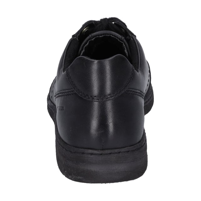 Our black low cut includes a big comfort in fall. The quality napa leahter ensures stability. For dry feet in any weather TopDryTex-technology. You can switch the removable sole effortlessly. Due to the AGO design, the Steffi 59 has a perfect fit. With the width G, the low shoe Steffi 59 is very comfortable for normal foot. This everyday model Steffi 59 gives you the freedom - to go your way.