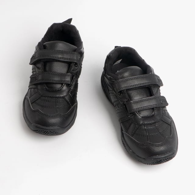 Junior kids stylsih trainers from Dek, these trainers are crafted in a PU upper with a 2 strap up fastening for easy on/off wear. Perfect as school trainers or casual everyday trainers- PU Upper
- 2 Touch hook and loop fastening
- Heel tab for easy on/off wear
- TPR Sole