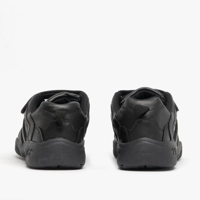 Junior kids stylsih trainers from Dek, these trainers are crafted in a PU upper with a 2 strap up fastening for easy on/off wear. Perfect as school trainers or casual everyday trainers- PU Upper
- 2 Touch hook and loop fastening
- Heel tab for easy on/off wear
- TPR Sole