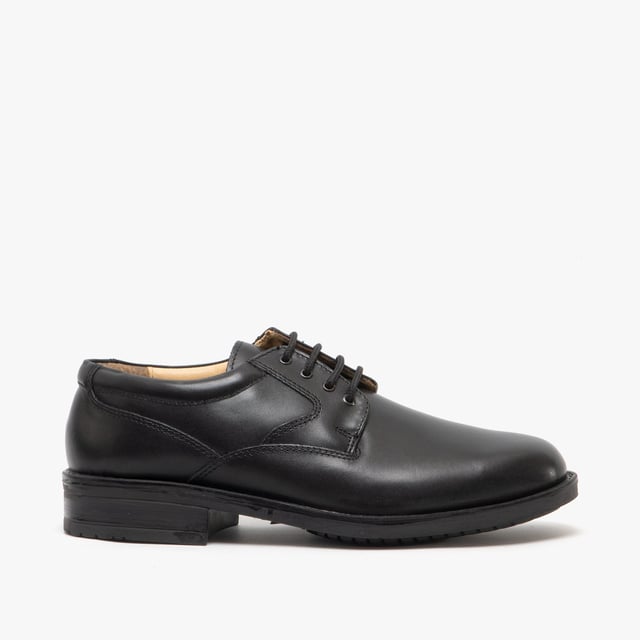 Roamers SPENCER Mens Lace-Up Gibson Shoes Black

Closure/Fastening: Lace-Up

Features: Comfort

Toe Shape: Round

Shoe Width: Regular

Item Weight: 0.92 KG

Heel Height: Flat (Under 2.5cm)

Shoe Style: Casual

Gift Boxed: No
Product Code: M234A