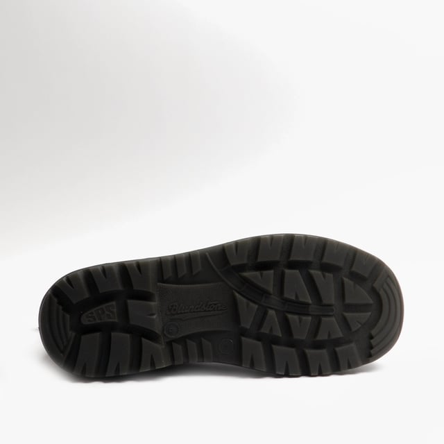 Las botas de seguridad Blundstone 192 son las botas definitivas para el trabajo y brindan apoyo, comodidad y protección durante todo el día. Estas botas Blundstone 192 están hechas de cuero marrón resistente y duradero de primera calidad certificado según la norma europea EN345, tienen una caña baja con un lateral elástico para calzarlas fácilmente y una puntera de acero endurecido. Son las botas definitivas para el día a día. Estas botas 192 son el resultado de décadas de experiencia en la fabricación de calzado australiano de la más alta calidad y, ya sea en casa, en el trabajo o en cualquier otro lugar, estas botas Blundstone son una elección perfecta.
