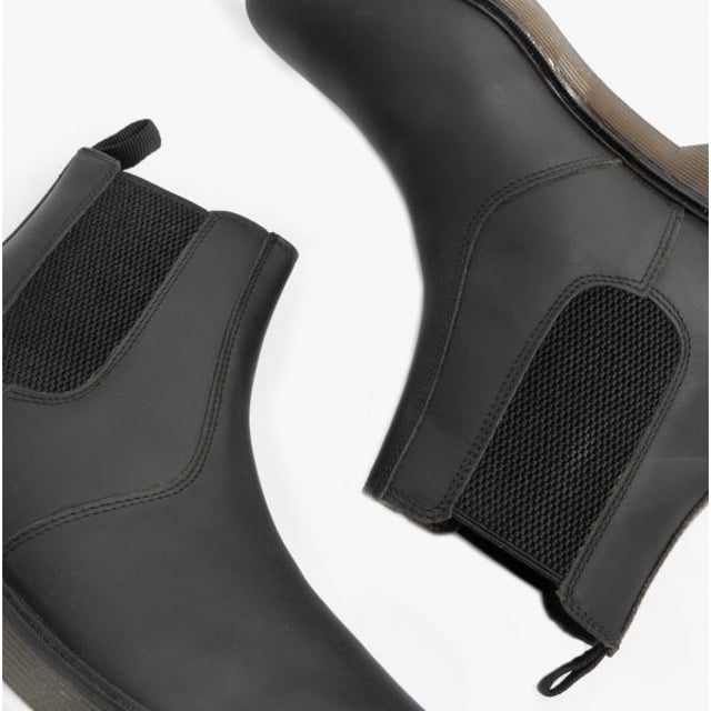 STB STB ELLIS Unisex Leather Air Cushioned Dealer Boots Waxy Black

 Upper Material: Leather

Lining Material: Textile

Sole Material: Synthetic

Closure/Fastening: Slip-On

Features: Comfort,Breathable

Toe Shape: Round

Shoe Width: Regular

Item Weight: 1.66 KG

Heel Height: Flat (Under 2.5cm)

Shoe Shaft Height: Ankle

Boot Style: Occupational/Non-Safety Boots

Safety Features: Water Resistant
Product Code: ELLIS/BLK
