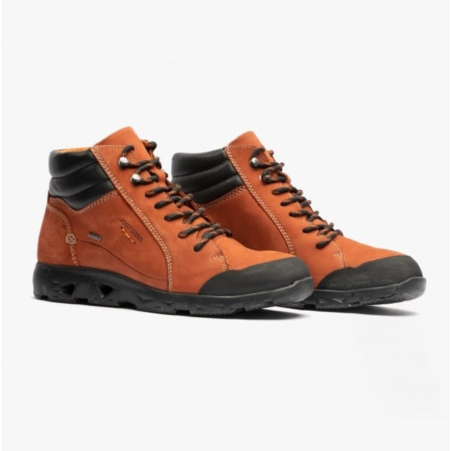 Nuestro sneaker fabricado con fina gamuza. El deportiva cordón deportivo proporciona al pie la mejor al caminar y al estar de pie. Con la membrana TopDryTex impermeable, tus pies se mantendrán secos incluso bajo la lluvia. Puedes cambiar la plantilla removible en un abrir y cerrar de ojos. La construcción Strobel, típico de las zapatillas de deporte, hace que el calzado sea especialmente duradero. Noih 53 ofrece a los pies un ajuste extra gracias a la anchura G. El modelo Noih 53 es el compañero perfecto para sus momentos de ocio.