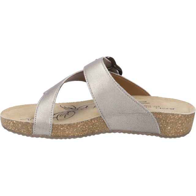 The practicable hook and loop fastener provides a convenient access into the shoe and gives the foot a lot of stability. Due to the AGO construction, the Tonga 77 offers a shapely fit. With the width G, the t-bar sandals Tonga 77 is very comfortable for normal feet. With this model Tonga 77 you have a cozy companion for leisure at your side.