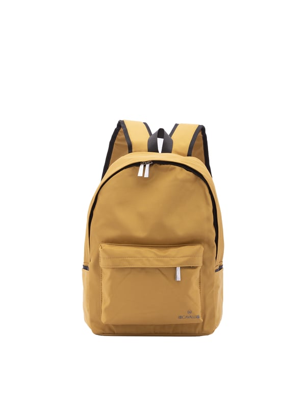 B Cavalli Mochila Unisexo Mochila unisex. El cierre es con cremallera. Los bolsillos internos son uno abierto. Los bolsillos exteriores son uno frontal con cremallera y dos laterales abiertos. La bandolera es ajustable en tela. El mango está fabricado en nailon. Hay un compartimento interno. El material exterior es 100% Poliéster. Internamente es 100% Poliéster. Medidas: 42x30x22 cm. Producto de moda