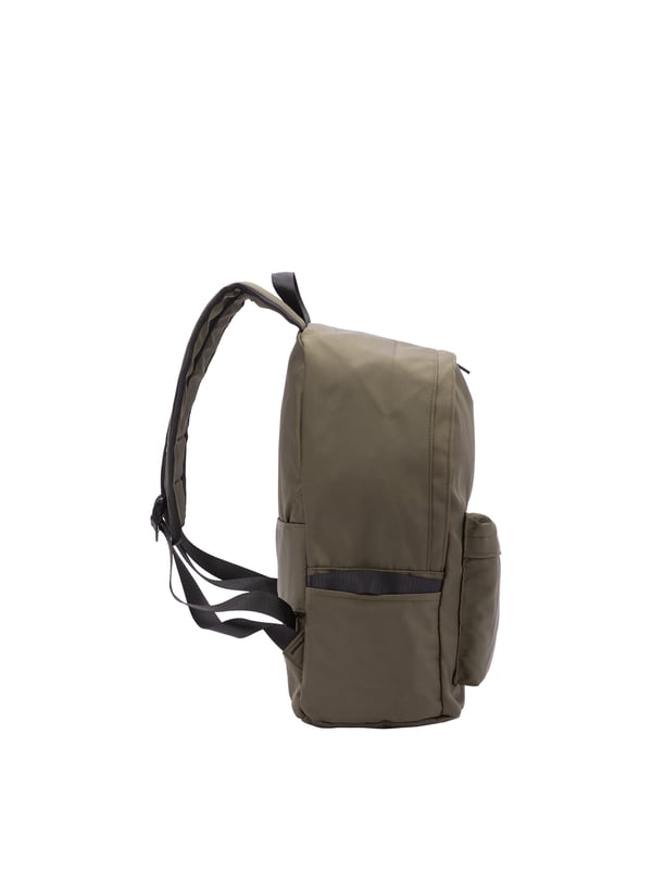 unisex rugzak met ritssluiting. één open binnenzak. één voorkant met ritssluiting en twee open zijvakken met externe vakken. verstelbaar in stoffen schouderband. gemaakt van nylon handvat. een binnencompartiment.  extern materiaal. 100% polyester binnenkant. Afmetingen: 42x30x22 cm. Modeproduct