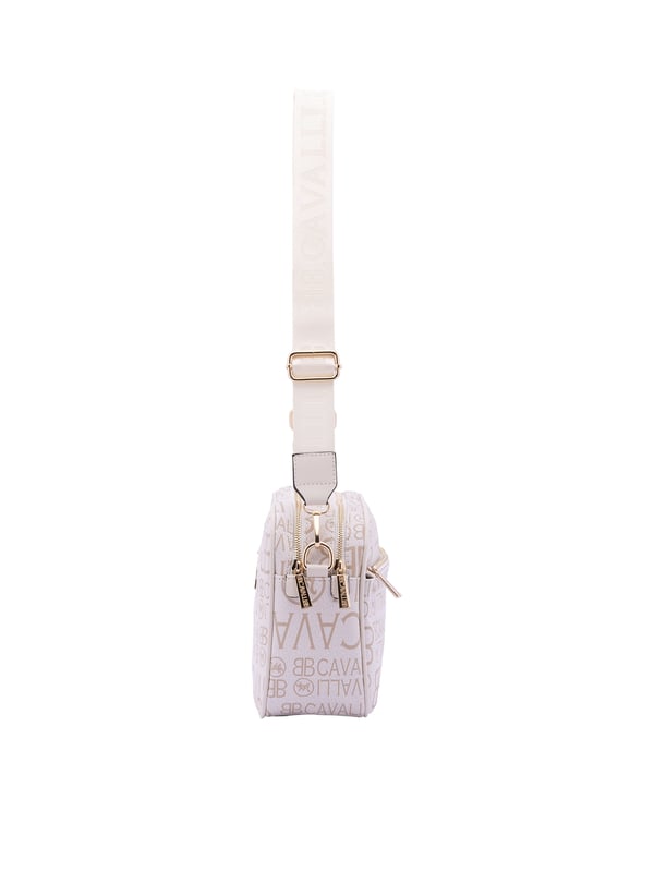 Bolso bandolera para mujer. El cierre es con cremallera. Los bolsillos internos son uno con cremallera y dos abiertos. Los bolsillos externos son uno delantero con cremallera y otro trasero con cremallera. La bandolera es ajustable en tela. Falta el mango. Hay dos compartimentos internos. El material exterior es ecopiel. Internamente es 100% Poliéster. Medidas: 18x28x11 cm. Producto de moda