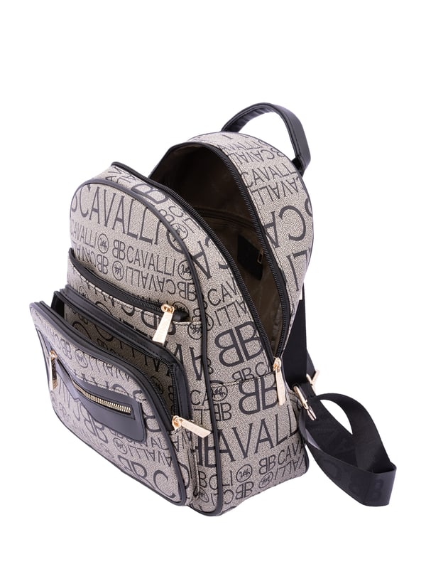 Mochila de mujer. El cierre es con cremallera. Los bolsillos internos son uno con cremallera. Los bolsillos externos son tres delanteros con cremallera y uno trasero con cremallera. La bandolera es ajustable en tela. Falta el mango. Hay un compartimento interno. El material exterior es ecopiel. Internamente es 100% Poliéster. Medidas: 26x33x16 cm. Producto de moda