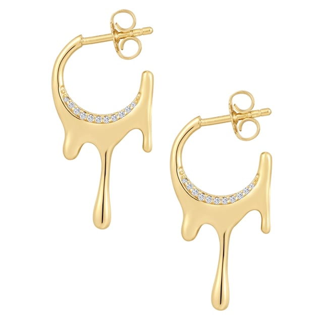 Do you love unusual jewelry with a touch of extravagance? Then these breathtaking stud earrings from Glanzstücken München are a must-have for your jewelry box. The highly polished stud earrings made of 925 sterling silver and refined with 14 carat yellow gold plating present themselves in a unique teardrop shape. Sparkling zirconia with a precise diamond cut decorate the stud earrings and make your earlobes shine. The practical plug-in closure ensures the best wearing comfort and is easy to open and close. These stud earrings are the perfect choice for modern, elegant looks and add stylish accents to any occasion!