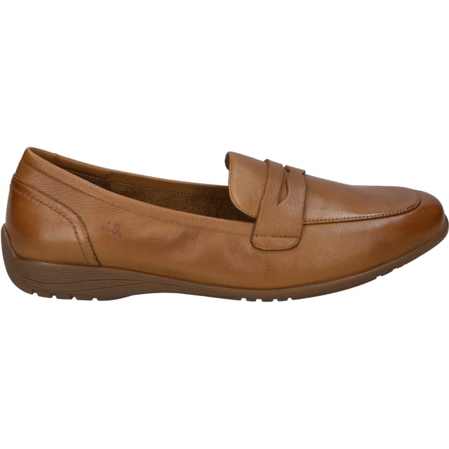 The long-lasting cow leather ensures a long shoe life. The practice elastic band allows a practicable entry into the shoe and gives the foot a lot of stability. The manufacturing type AGO guarantees lightness and longevity. The width G distinguishes this comfortable shoe. With this model Fenja 22 you have a classic companion for leisure at your side.