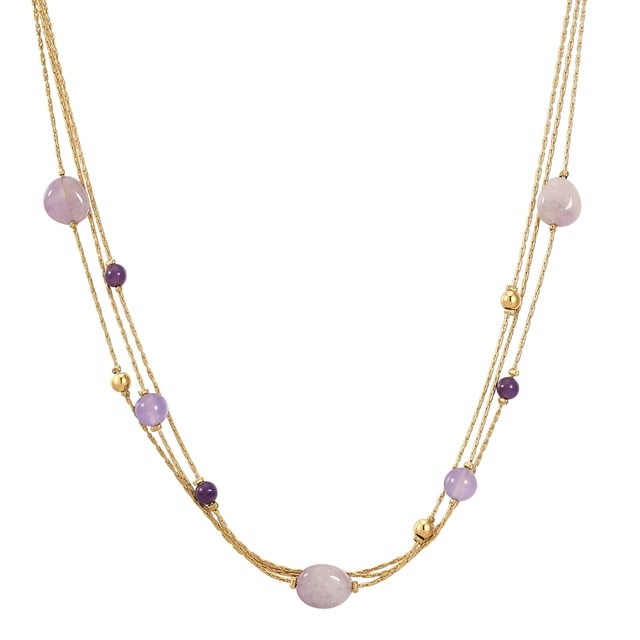 Do you prefer to wear delicate jewelry with a little eye-catcher? Then this necklace from the EAST/SIDE label is an accessory to suit your taste. The delicate anchor chain nestles discreetly into your décolleté, while at second glance a motif pendant with a stylized branch becomes an eye-catcher. The necklace made of 14-carat yellow gold-plated stainless steel is made for all women who do not want to miss out on the simplicity of the scratch- and waterproof jewelry metal or the warm shine of the popular gold nuance. Thanks to an extension piece with a lobster clasp, the length of the chain can be quickly and easily adjusted.