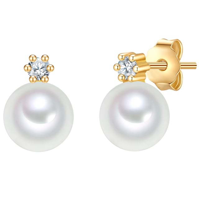 Do you like to wear feminine pearl tube jewelry in classic designs? This ear connector of the label Valero Pearl conjures up a fascinating pearl shimmer to your earlobes with carefully selected freshwater breeding breeding. Eyecatchers are the zirconia crystals contained in traces that set glamorous sparkle accents. A practical plug-in closure ensures easy on and off. Plugs, socket and closure are made of 925 sterling silver and refined with yellow gold - ideal for all fans of the warm shiny gold shade. A wonderful gift for all pearl lovers!