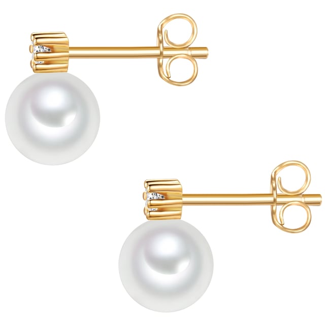 Do you like to wear feminine pearl tube jewelry in classic designs? This ear connector of the label Valero Pearl conjures up a fascinating pearl shimmer to your earlobes with carefully selected freshwater breeding breeding. Eyecatchers are the zirconia crystals contained in traces that set glamorous sparkle accents. A practical plug-in closure ensures easy on and off. Plugs, socket and closure are made of 925 sterling silver and refined with yellow gold - ideal for all fans of the warm shiny gold shade. A wonderful gift for all pearl lovers!