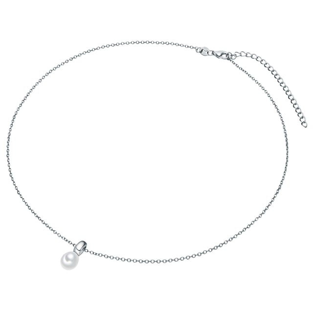 Nowadays, pearls are no longer viewed only as an exclusive evening accessory, but are increasingly appearing in everyday life. This stylish necklace of the Valero Pearls brand also passed its test for everyday suitability with the top grade. The subtle ensemble, consisting of a delicate anchor chain with a carabiner and the minimalist trailer, has been made of glossy -polished 925 sterling silver. The withdrawn nuance of the rhodium-plated precious metal also makes the luster of the drop-shaped freshwater breeding pearl appear cool and almost silently and stages them on their décolleté Apart. Do you also have simple silver or pearl earrings? You can combine this necklace with both variants.